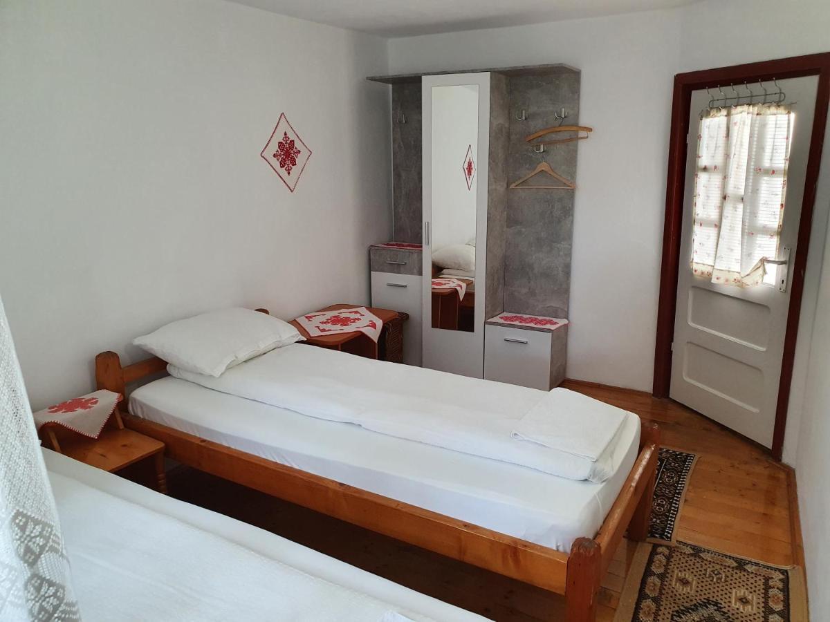 Bed and Breakfast Rozsa Panzio Rimetea Exterior foto