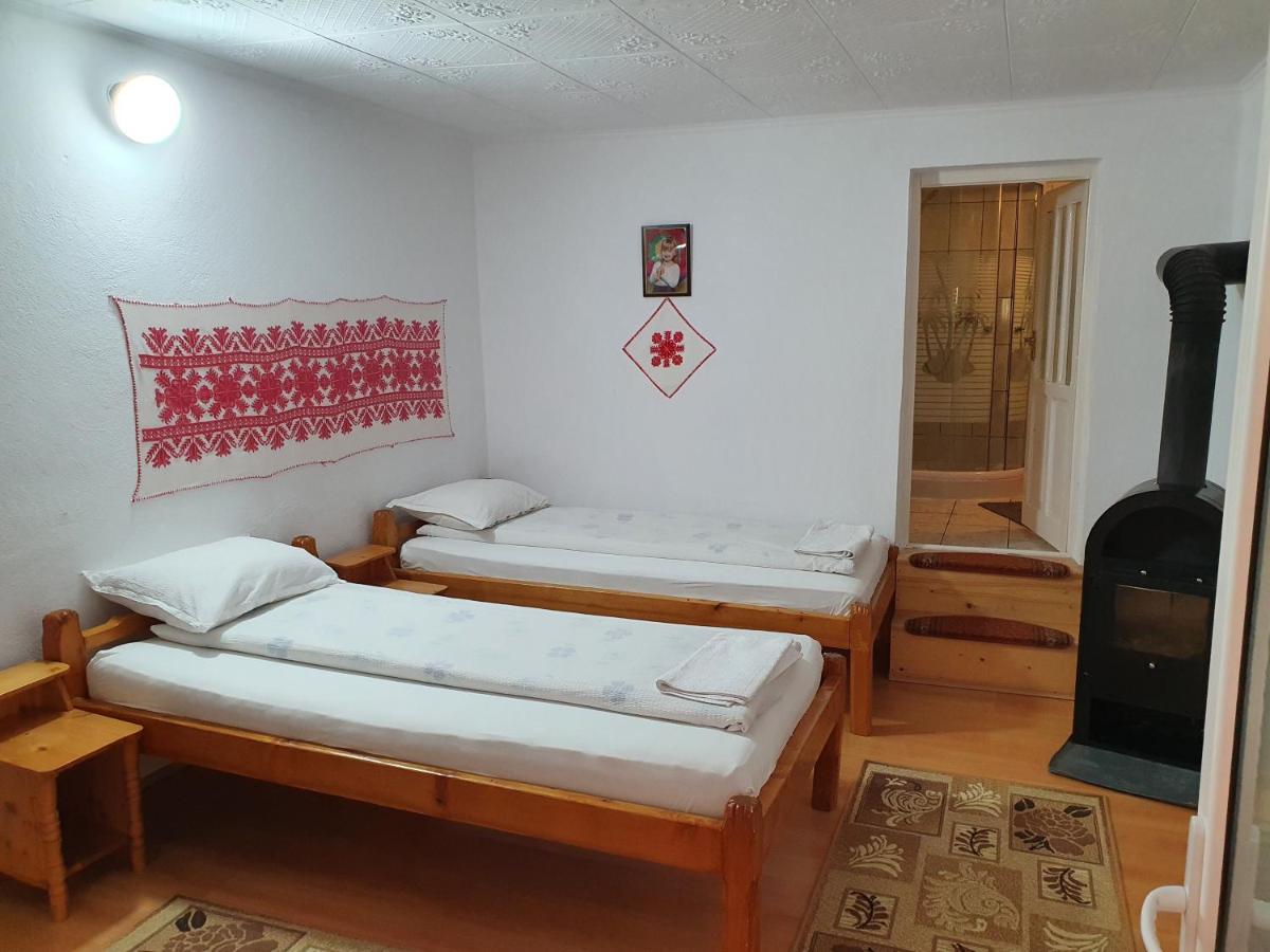 Bed and Breakfast Rozsa Panzio Rimetea Exterior foto