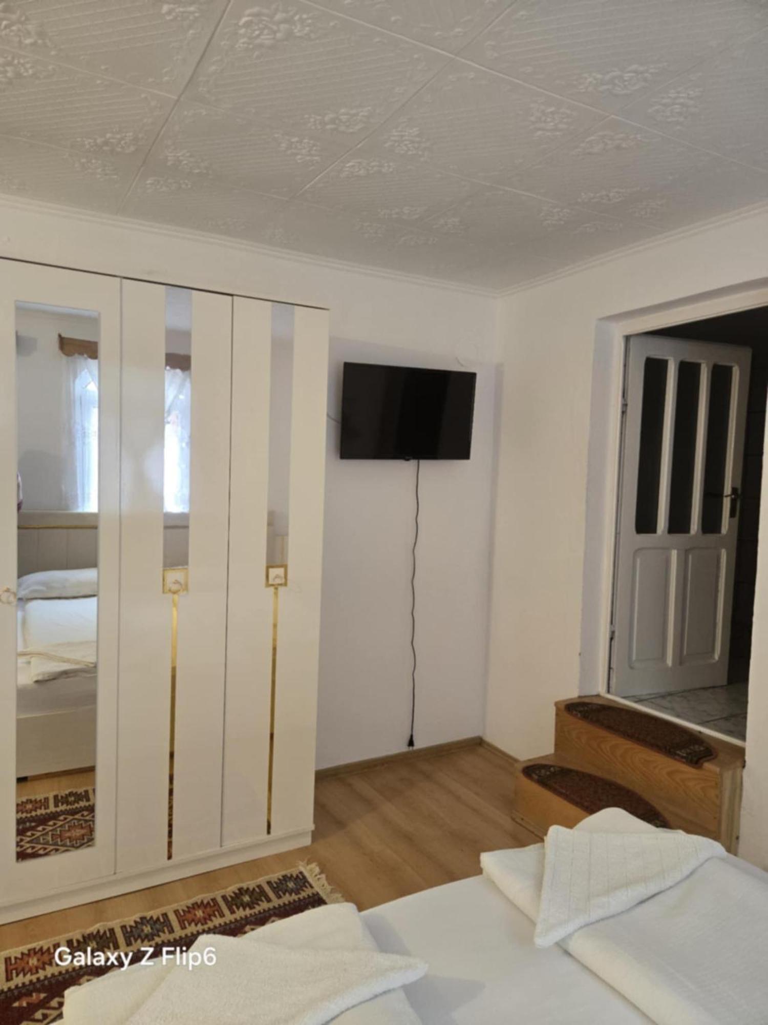 Bed and Breakfast Rozsa Panzio Rimetea Exterior foto