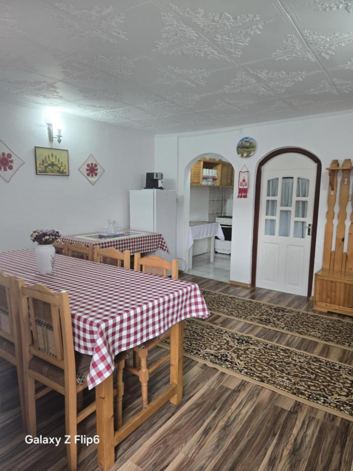 Bed and Breakfast Rozsa Panzio Rimetea Exterior foto